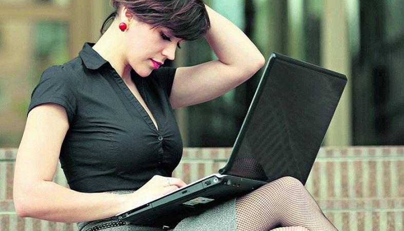 Знакомство в интернете закончилось для ухтинки кражей