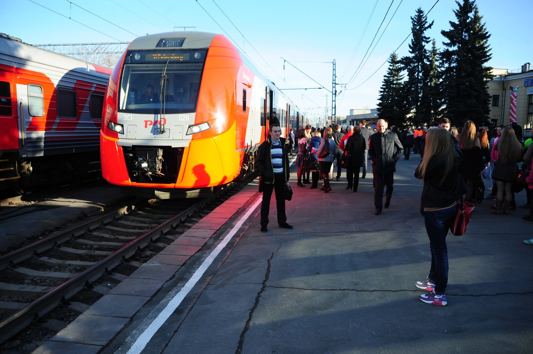 Поезд петрозаводск санкт петербург. Петрозаводск Сортавала поезд Ласточка. Сортавала Петрозаводск Ласточка. Ласточка Петрозаводск Свирь. Ласточка до Питера.