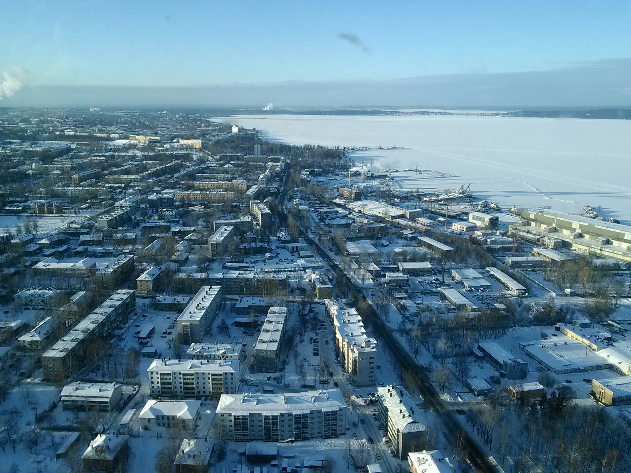 Петрозаводск куда. Петрозаводск с высоты птичьего. Петрозаводск с птичьего полета. Петрозаводск с высоты птичьего полета. Петрозаводск Беломорск.