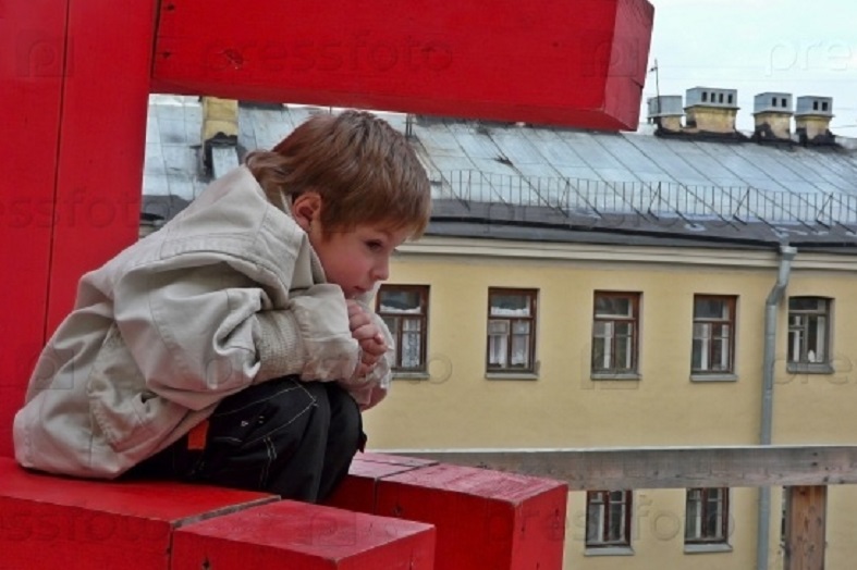 Мальчик на крыше. Мальчик на кровле. Фотография мальчик на крыше. Кино мальчик на крыше.