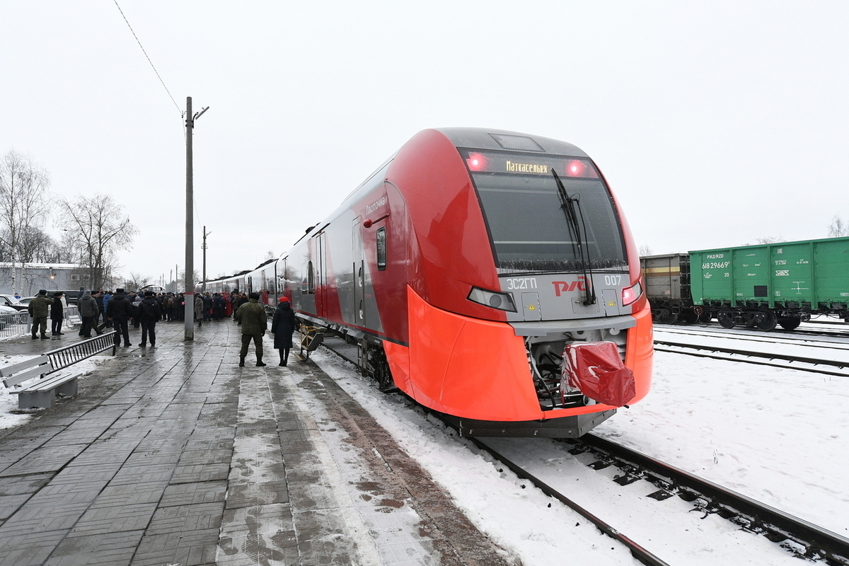 Поезд ласточка санкт петербург фото