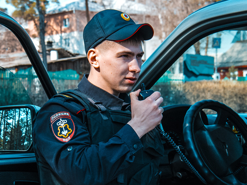 Водители граждане рф. Полицейский водитель. Водитель в полиции. Охрана полиция. Форма полицейского водителя.