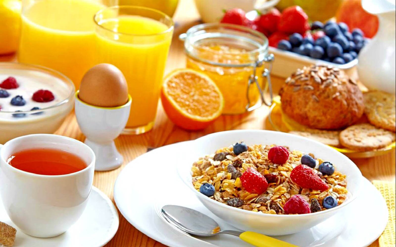 Пища насколько. Завтрак. Здоровый завтрак. Полезный завтрак. Правильное питание завтрак.
