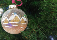 игрушка на елке