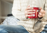 чашка в руках