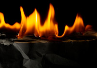 что-то горит