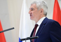 Парфенчиков в ходе отчета