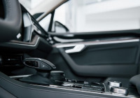 В салоне автомобиля