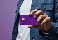 карта в руке