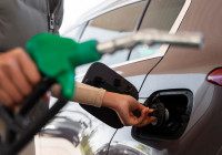 Заправка бензином