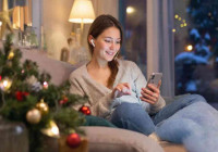 девушка с телефоном