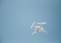 Беспилотник в небе