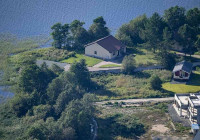 дом на берегу озера_фрипик