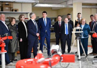 чиновники на предприятии