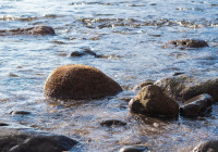 камни