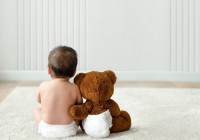 Ребенок на полу