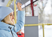 Девушка в троллейбусе