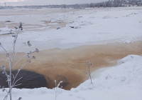 Желтая вода в Кеми
