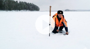 Инспекторы замерили лед