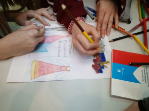 Дети рисуют конституцию