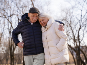 пожилые граждане