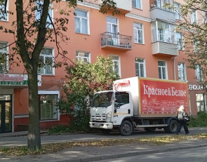 фургон алкомаркета