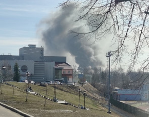 горит судостроительный завод