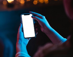 гаджет в руках