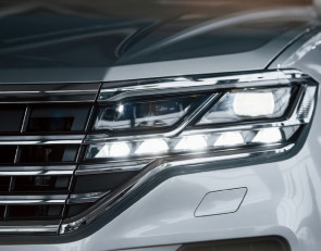 Автомобиль на улице