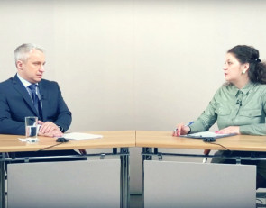 Юрий Азаров в студии