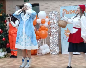 Безопасная елка ЛизаАлерт