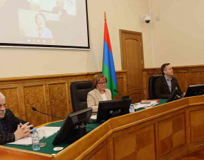 депутаты обсуждают бюджет