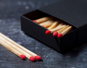 коробок спичек