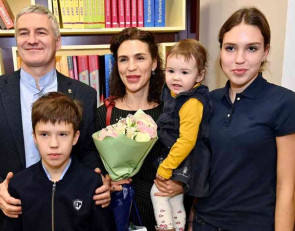 Глава Карелии на встрече день матери