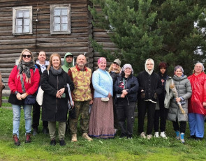 Группа художников приехала в Эссойлу