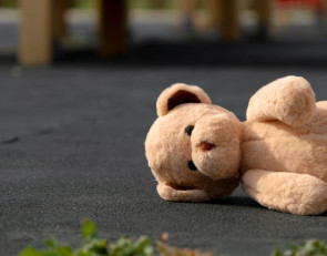 игрушка-медвежонок