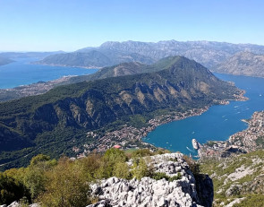 Которская бухта в Черногории