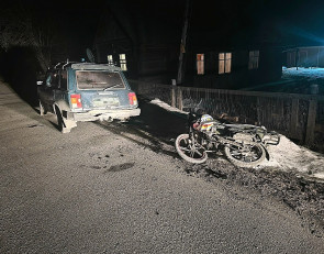 Разбитый мопед