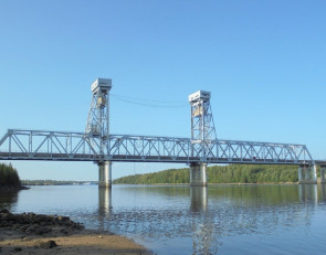 Мост через Свирь