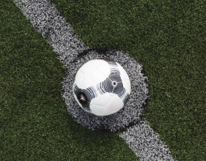 Футбольный мяч