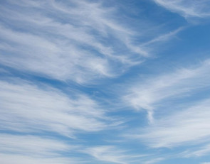 Облака на небе