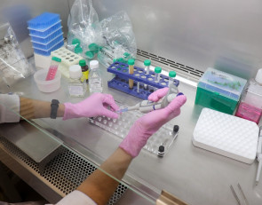 ученые_исследование_анализы