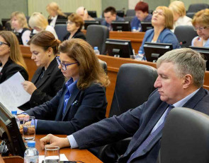 депутаты ЗС