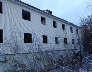 Древлянская набережная, 24