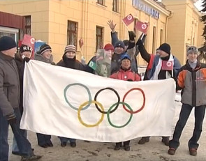 болельщики на вокзале