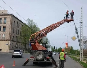 Монтаж опоры освещения