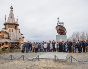 Памятник работникам Беломорканала