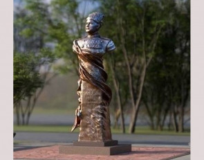 Эскиз памятника генерала Фролову