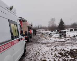 Перевернувшийся автомобиль