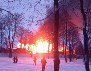 горит музей